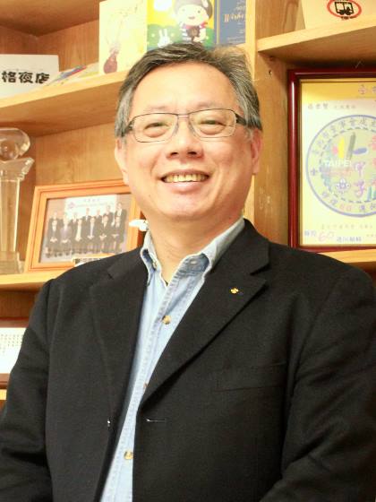 羅孝賢 羅孝賢